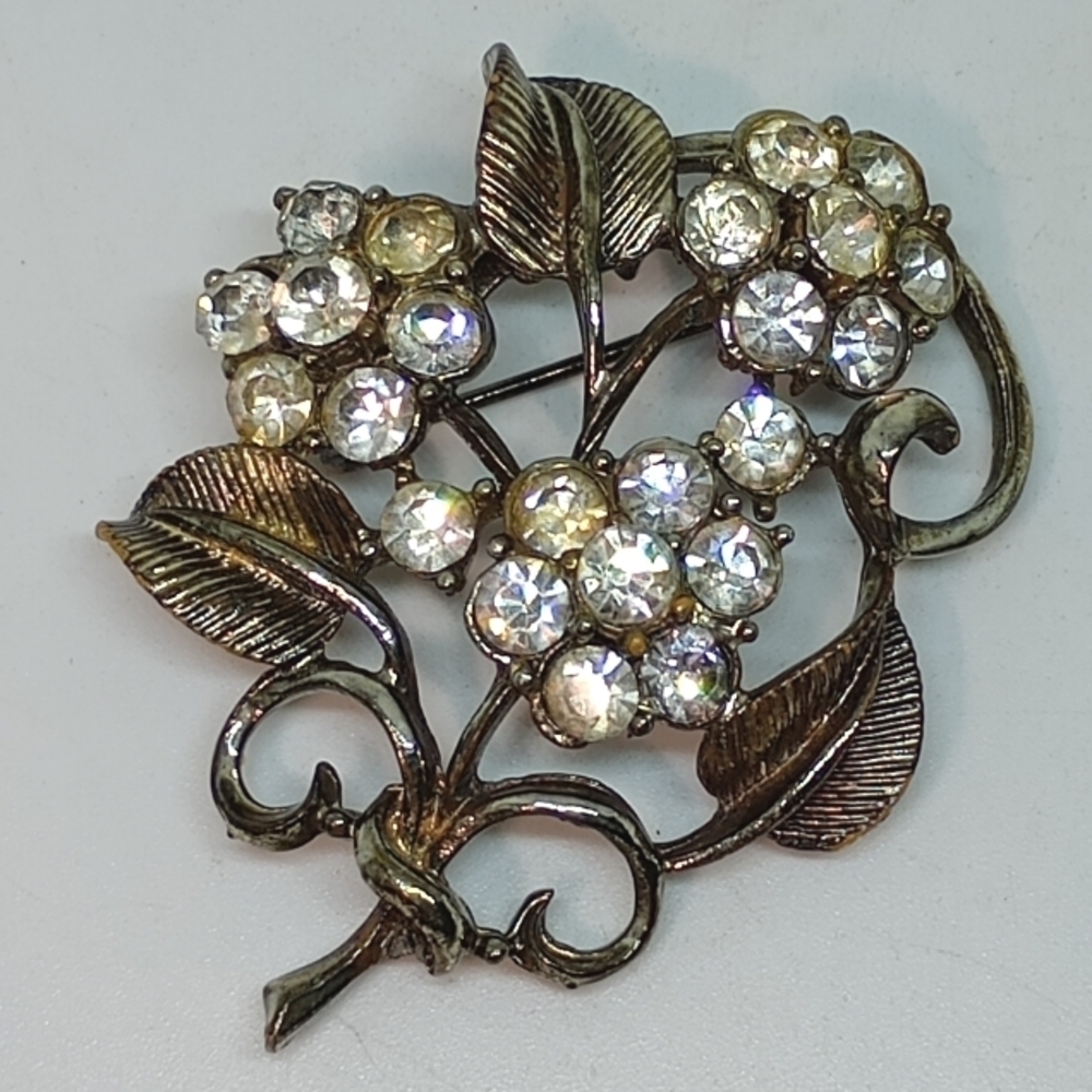 * vintage signed Coro flower bouquet clear rhinestones pin brooch